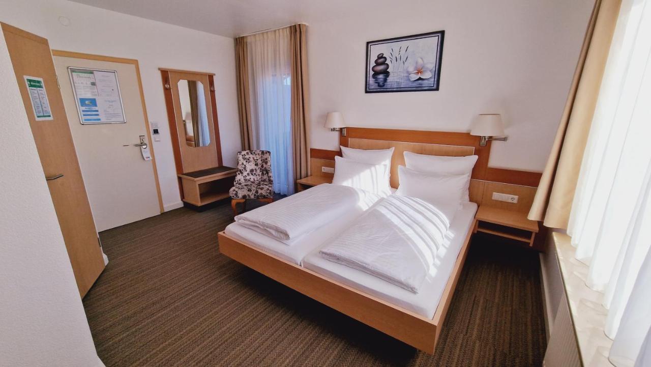 Hotel Garni Metzingen  Exterior foto
