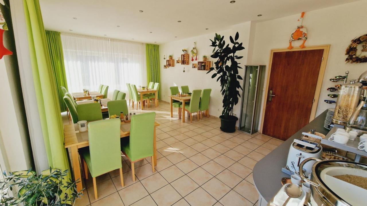 Hotel Garni Metzingen  Exterior foto